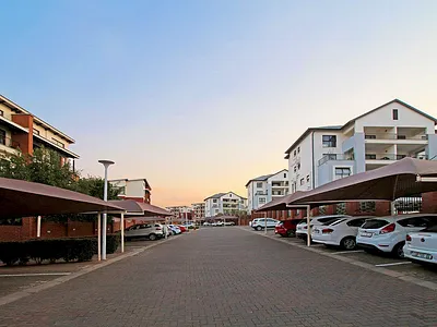 2 Bedroom Apartment For Sale in Edenvale - 1dS1.webp