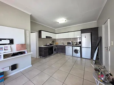 1 Bedroom Apartment For Sale in Edenvale - img
