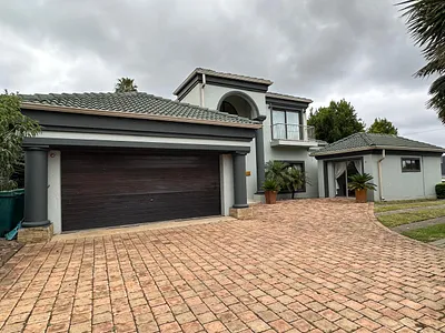 5 Bedroom House To Rent in Edenvale - rNiT.webp
