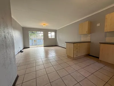 3 Bedroom Townhouse For Sale in Edenvale - cdHK.webp