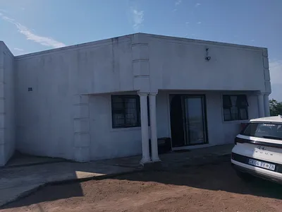 3 Bedroom House For Sale in Verulam - 53za.webp