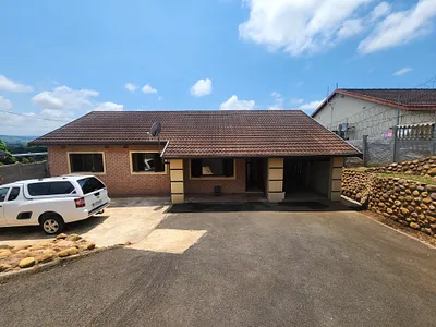 3 Bedroom House For Sale in Verulam - img
