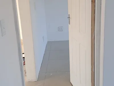 2 Bedroom House To Rent in Phoenix - TX4G.webp