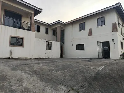 5 Bedroom House For Sale in Verulam - 5wpm.webp