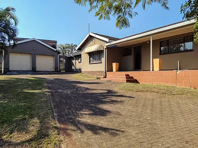 3 Bedroom House For Sale in Amanzimtoti - ASQD.webp