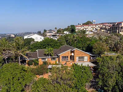 3 Bedroom House For Sale in Amanzimtoti - oOiR.webp