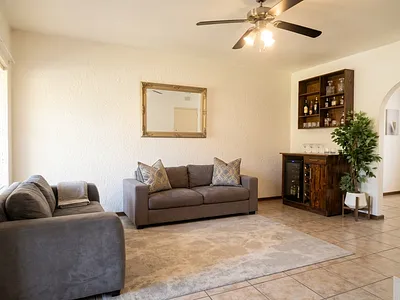 3 Bedroom Apartment For Sale in Amanzimtoti - J6YU.webp