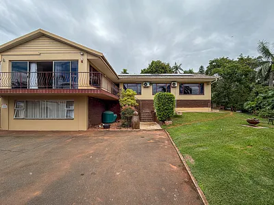 4 Bedroom House To Rent in Amanzimtoti - gt0H.webp