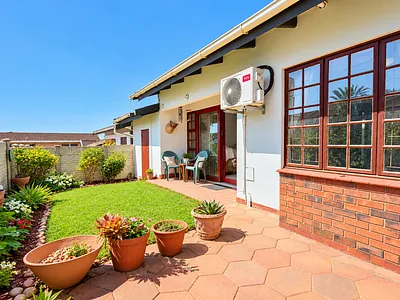2 Bedroom Townhouse For Sale in Kingsburgh - HJaw.webp