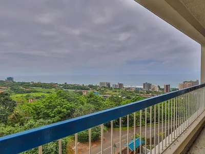 2 Bedroom Apartment For Sale in Amanzimtoti - rVDe.webp