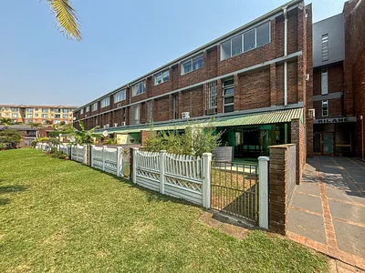 2 Bedroom Apartment To Rent in Amanzimtoti - EVym.webp