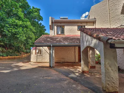 3 Bedroom Townhouse To Rent in Amanzimtoti - img