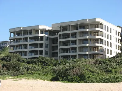 3 Bedroom Apartment For Sale in Amanzimtoti - 37Gx.webp