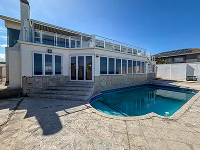 5 Bedroom House To Rent in Amanzimtoti - img