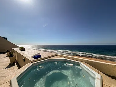 3 Bedroom Apartment For Sale in Amanzimtoti - YDzq.webp