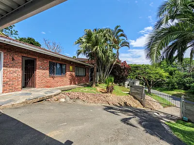 3 Bedroom House To Rent in Amanzimtoti - img