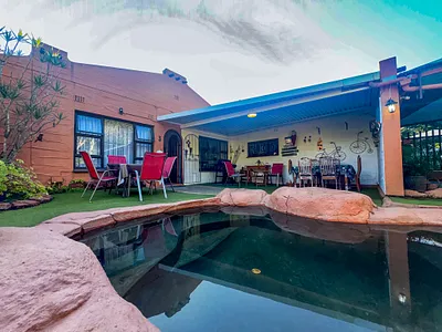 3 Bedroom Townhouse For Sale in Amanzimtoti - qtQA.webp