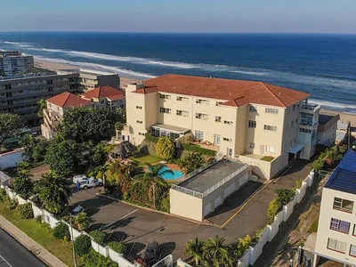 3 Bedroom Apartment For Sale in Amanzimtoti - 5T7v.webp