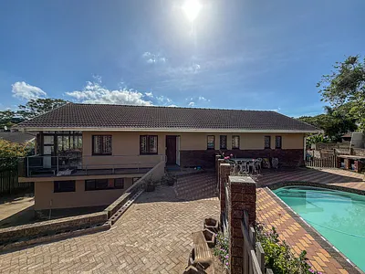 3 Bedroom House For Sale in Amanzimtoti - N2SE.webp