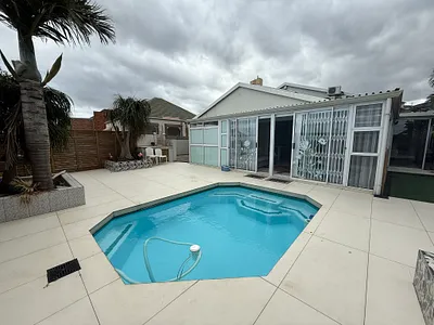 2 Bedroom Townhouse To Rent in Kingsburgh - img
