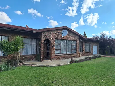 3 Bedroom House For Sale in Vrede - qhSx.webp
