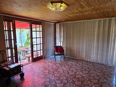 4 Bedroom House For Sale in Klerksdorp - 5ms1.webp