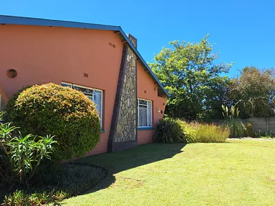 3 Bedroom House For Sale in Volksrust - cY6F.webp