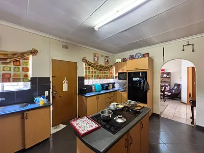 4 Bedroom House For Sale in Klerksdorp - WAxC.webp