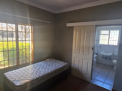 Room To Rent in Potchefstroom - img