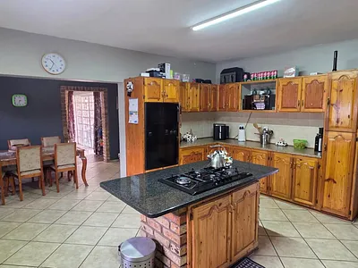 4 Bedroom House For Sale in Potchefstroom - zYr8.webp