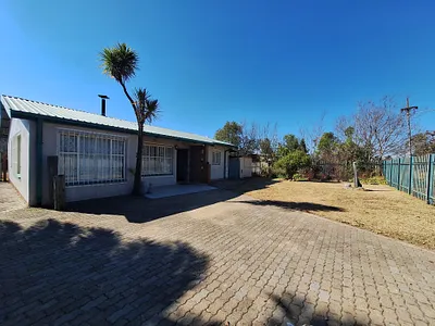 4 Bedroom House For Sale in Volksrust - fiml.webp