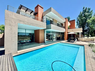 5 Bedroom House For Sale in Parys - n0oa.webp
