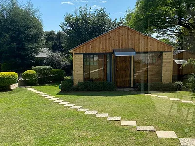 1 Bedroom Apartment To Rent in Sandton - 39lI.webp