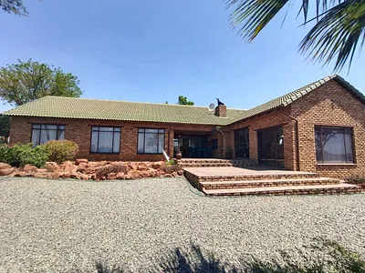 3 Bedroom House For Sale in Meyerton - img