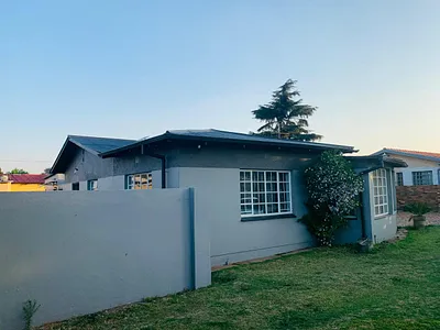 3 Bedroom House To Rent in Germiston - QCmV.webp