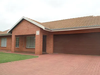 3 Bedroom House For Sale in Meyerton - ZEUH.webp