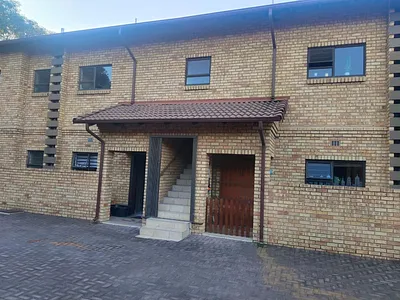 3 Bedroom Townhouse To Rent in Alberton - QEWZ.webp