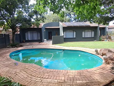 3 Bedroom House To Rent in Alberton - img