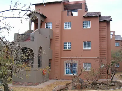 2 Bedroom Townhouse For Sale in Germiston - IBqx.webp