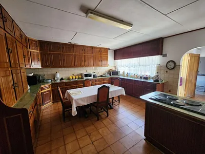 4 Bedroom House For Sale in Alberton - 1kzB.webp
