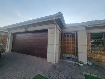 3 Bedroom Townhouse For Sale in Alberton - rHaR.webp