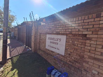 3 Bedroom Townhouse For Sale in Alberton - ZTrW.webp