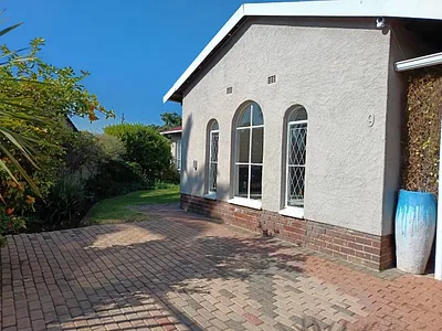 3 Bedroom House For Sale in Brackendowns, Alberton - YP5d.webp