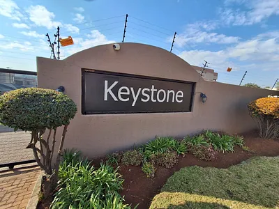 2 Bedroom Townhouse For Sale in Johannesburg - CshL.webp