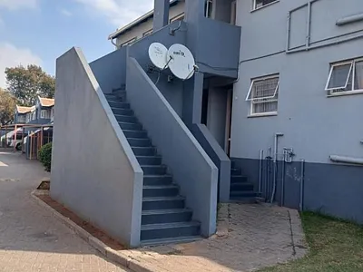 2 Bedroom Apartment For Sale in Germiston - 6rV5.webp