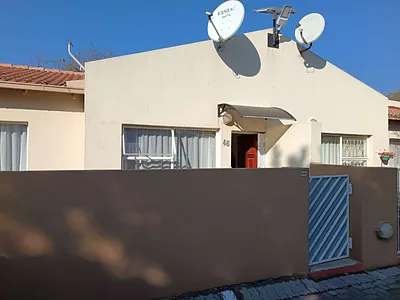 2 Bedroom Townhouse For Sale in Alberton - mIil.webp