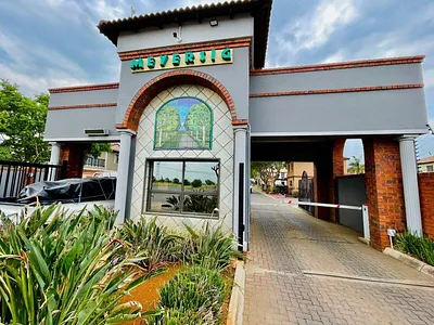 3 Bedroom Townhouse For Sale in Meyersig Lifestyle Estate, Alberton - slrF.webp