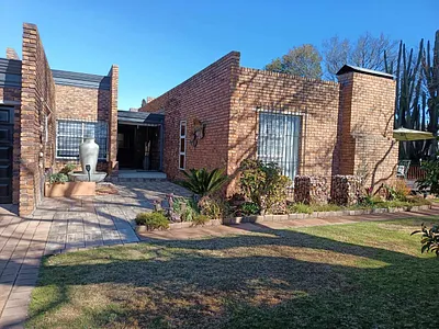 3 Bedroom House For Sale in Alberton - gn8v.webp