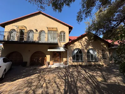6 Bedroom House For Sale in Alberton - img