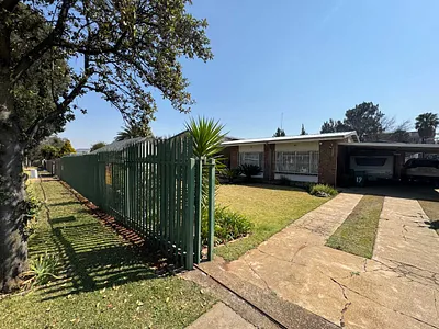 4 Bedroom House For Sale in Alberton - img